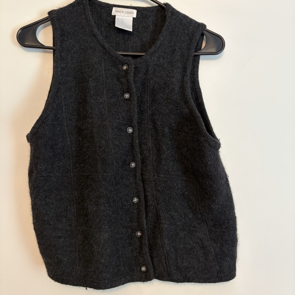 Vintage Pierre Cardin 100% Wool Vest Gray Preppy Academia M Button Front Capsule